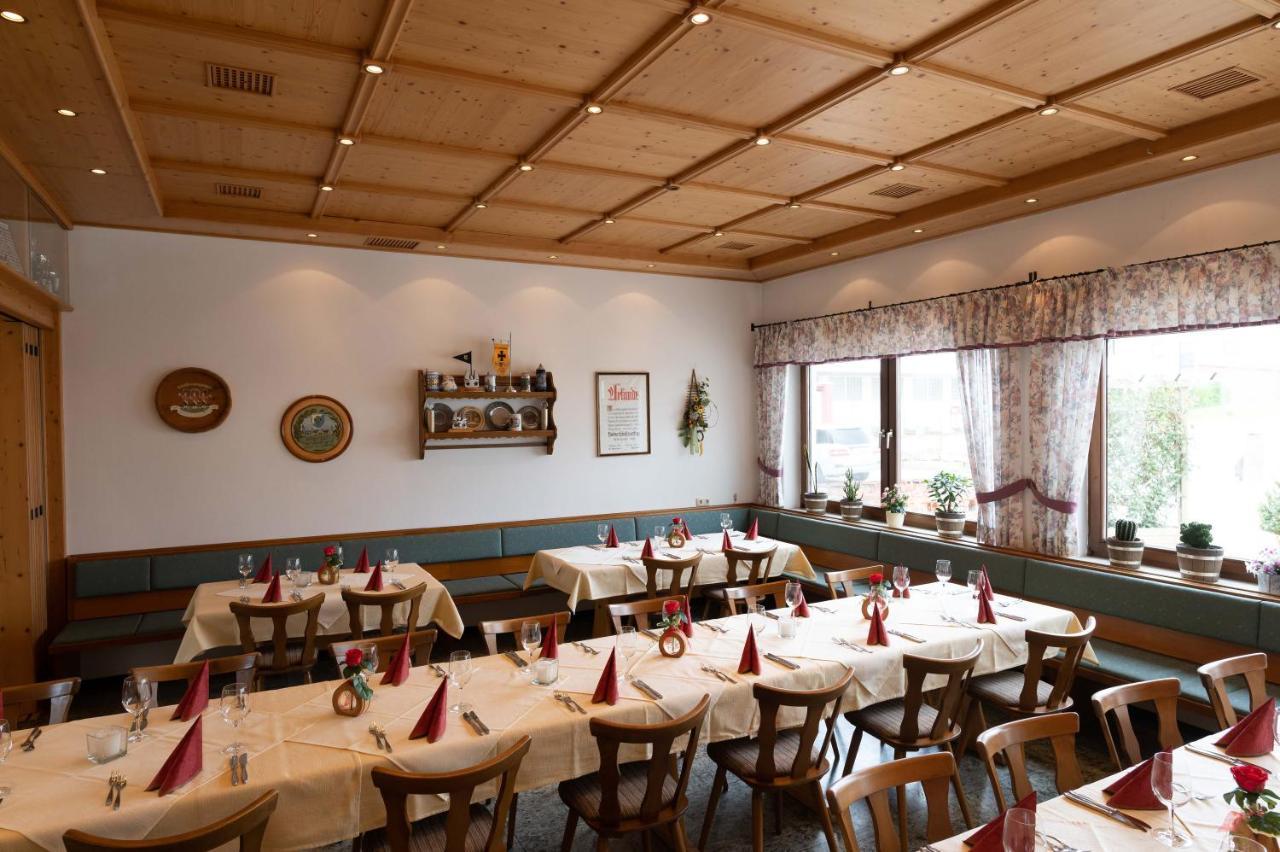 Hotel Gasthof Rosenwirt Au in der Hallertau Dış mekan fotoğraf