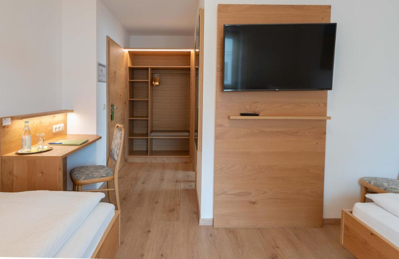 Hotel Gasthof Rosenwirt Au in der Hallertau Dış mekan fotoğraf